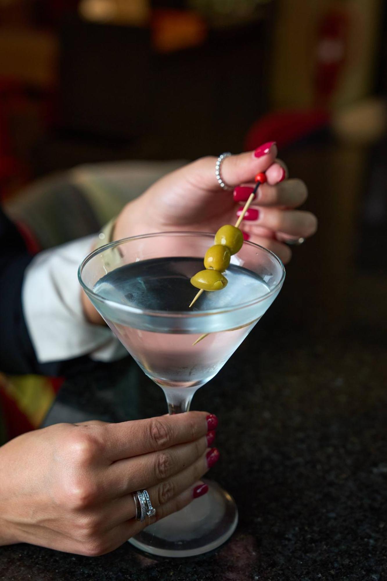 Pullman Santiago Vitacura Εξωτερικό φωτογραφία A dry martini
