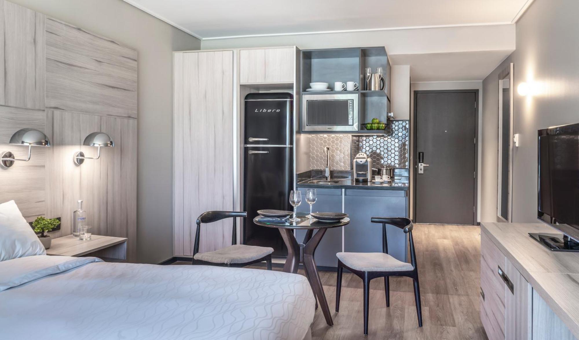 Pullman Santiago Vitacura Εξωτερικό φωτογραφία A typical studio apartment