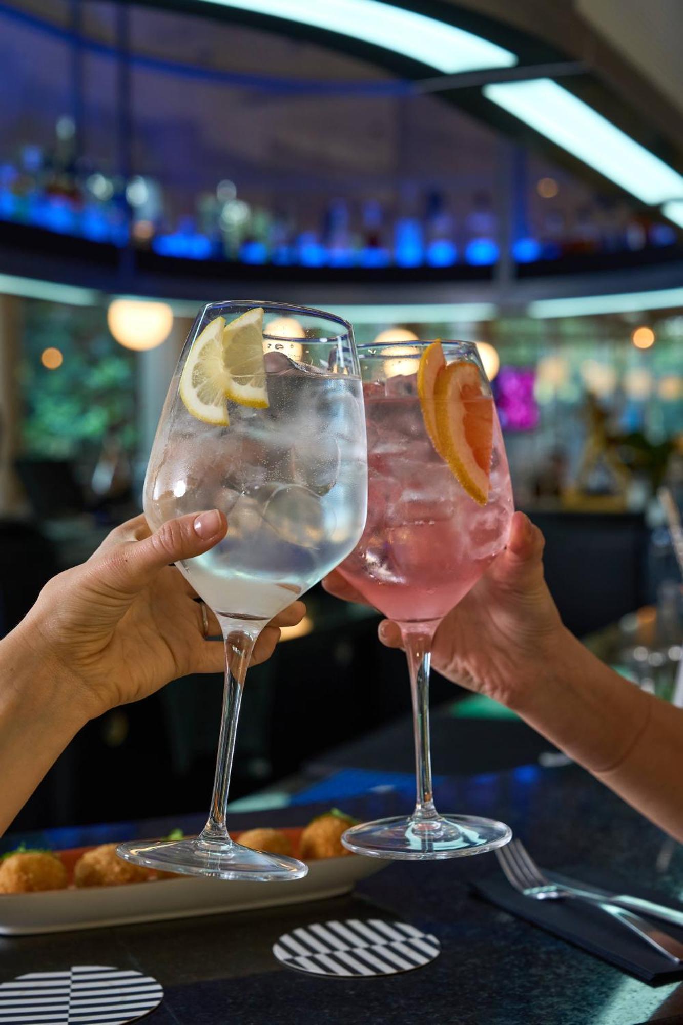 Pullman Santiago Vitacura Εξωτερικό φωτογραφία Prosecco Spritz